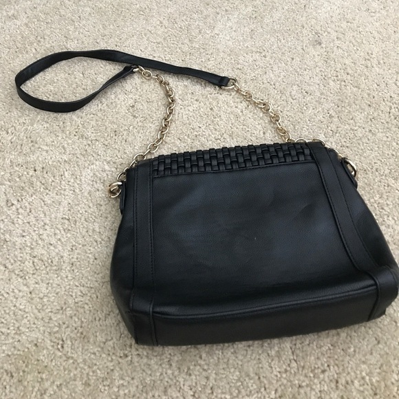 Cute woven style black purse with gold strap - Picture 2 of 4